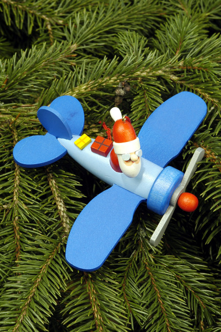 Baumbehang Weihnachtsmann im Flieger