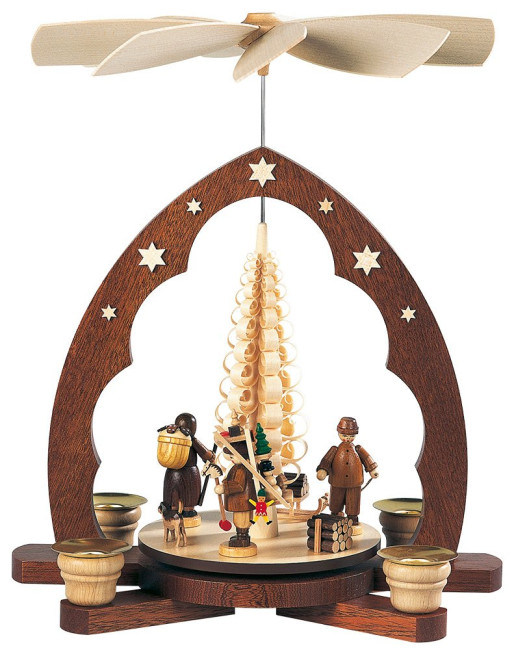 Pyramide Erzgebirgsfiguren Spitzbogen