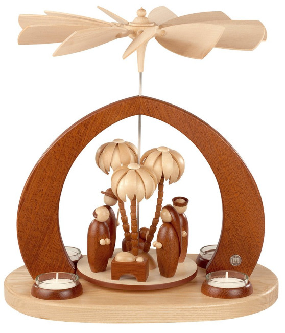 Bogenpyramide Christi Geburt modern