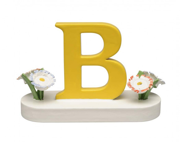 Buchstabe B mit Blumen