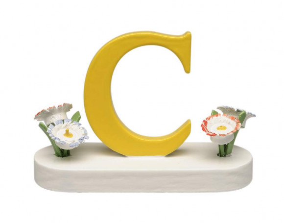 Buchstabe C mit Blumen