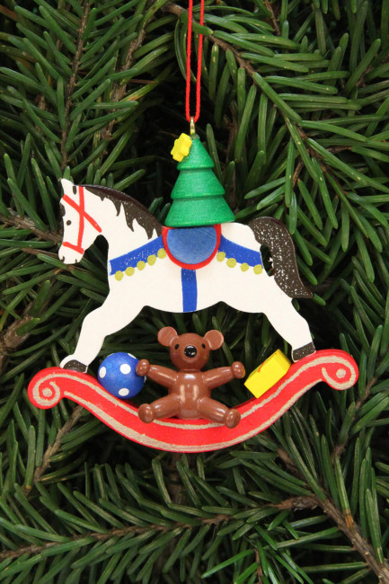 Baumbehang Baum auf Schaukelpferd