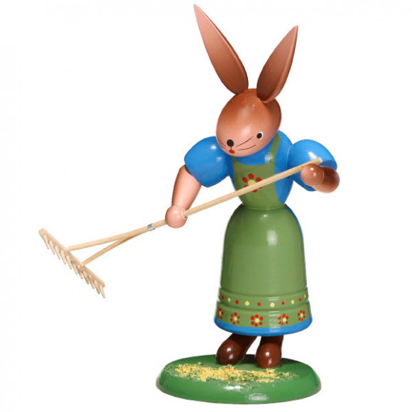 Hasenfrau mit Rechen