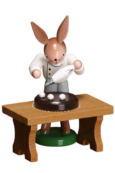 Bäckerhase mit Torte