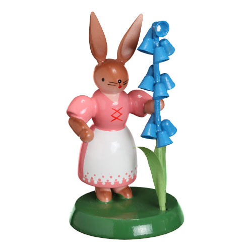 Hasenfrau mit Hyazinthe
