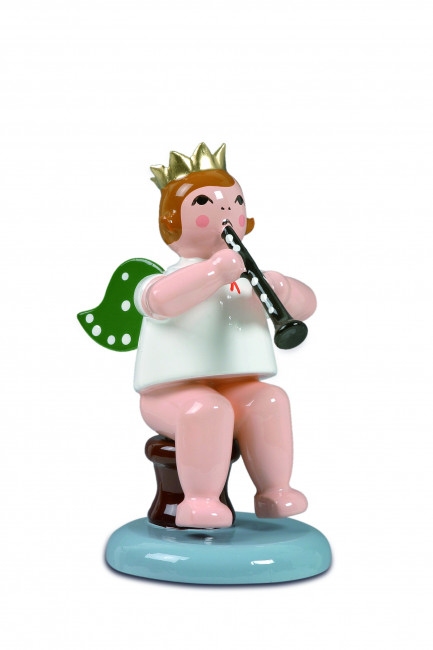 Engel sitzend mit Klarinette mit Krone