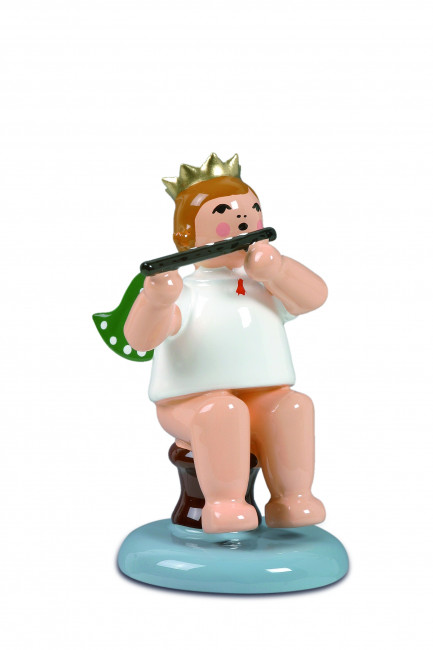 Engel sitzend mit Querflöte ohne Krone