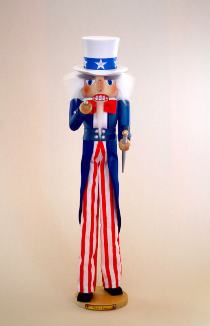 Nussknacker Uncle Sam auf Stelzen