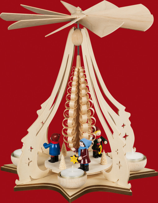 Teelichtpyramide mit Lampionkindern