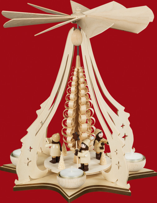 Teelichtpyramide mit Kurrendefiguren