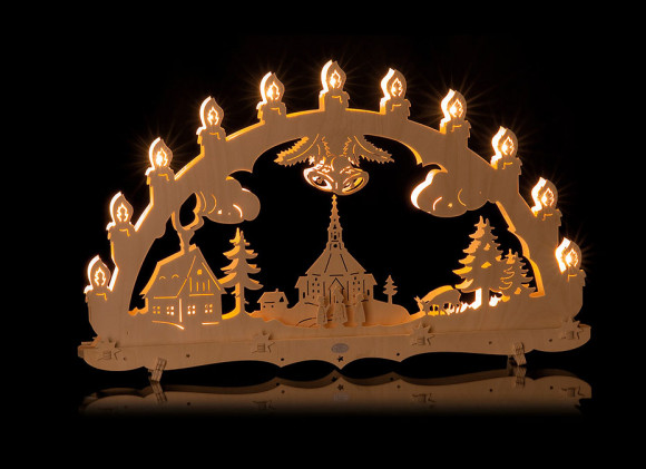 Lichterbogen mit Seiffener Kirche