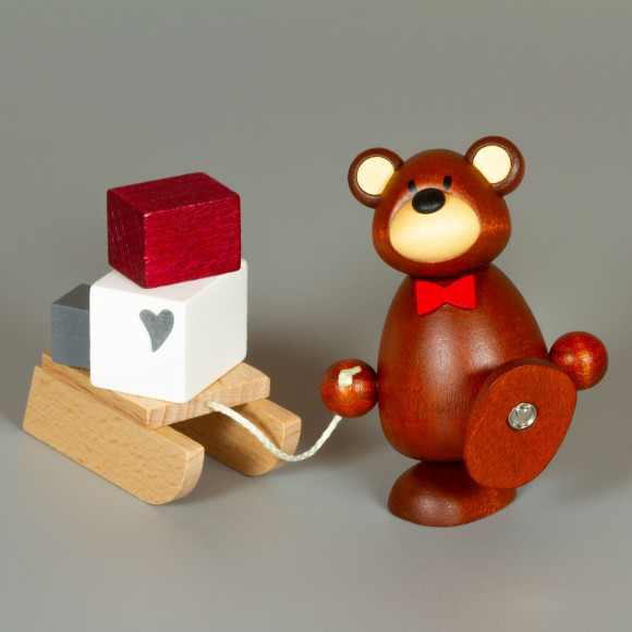 Hobler Bärenfamilie Bärnd mit Geschenkeschlitten