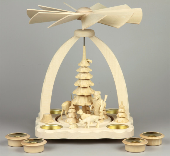 Geschnitzte Teelichtpyramide Förster natur - 27 cm