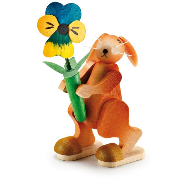 Hase mit Stiefmütterchen