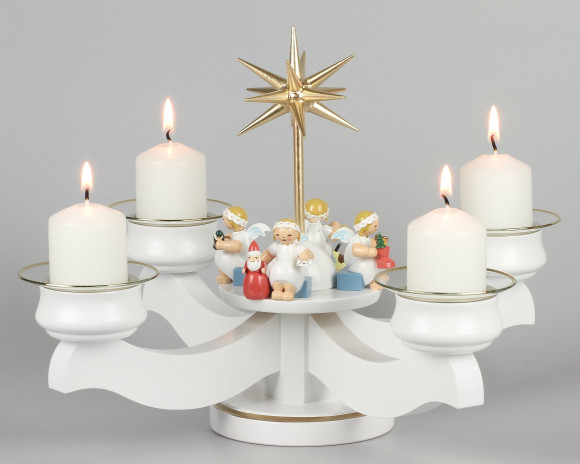 Adventsleuchter mit Wendt & Kühn Margeritenengeln sitzend für Stumpenkerzen, Komplettset inkl. Glasmanschetten, Stumpenkerzen