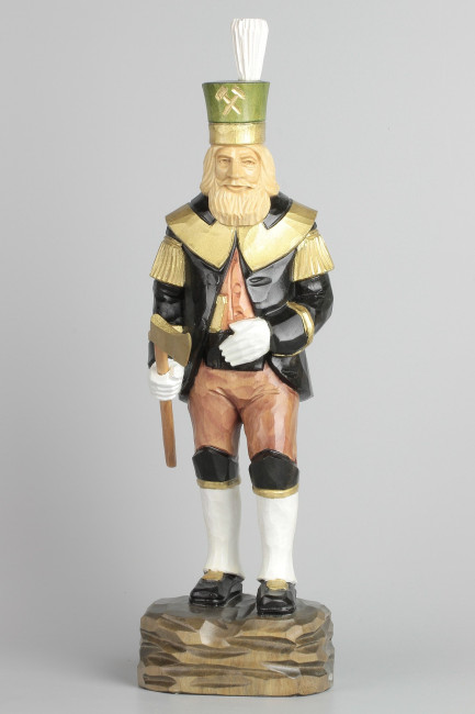 Geschnitzter Bergmann, farbig, Haar farbig, Hut grün, 34 cm