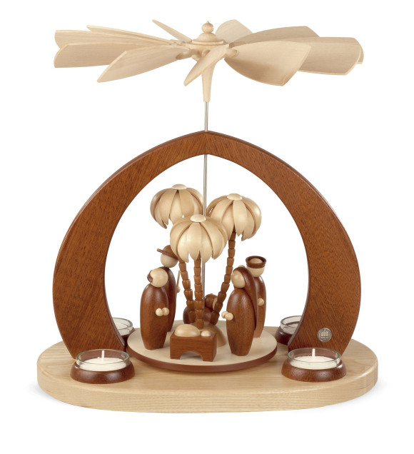 Bogenpyramide Christi Geburt modern
