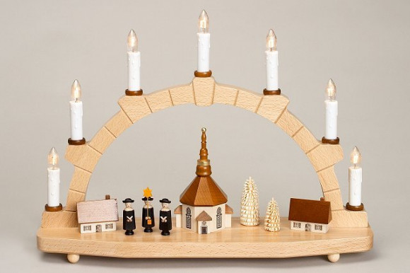 Schwibbogen mit Seiffener Kirche mit Kurrende
