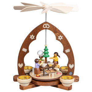 Pyramide Weihnachtsbäckerei Spitzbogen