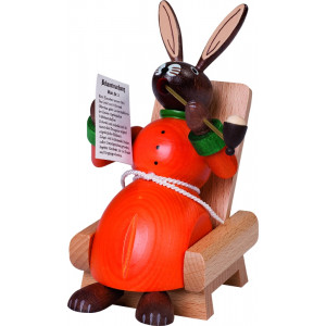 Hase im Lehnstuhl