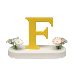 Buchstabe F mit Blumen