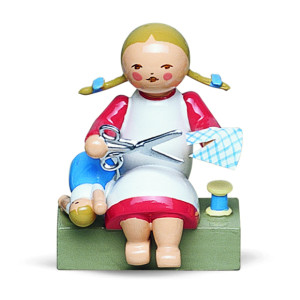 Mädchen mit Schere - Auslaufartikel