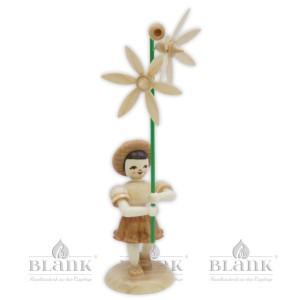 Blumenkind mit Blaustern - natur