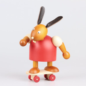 Hase mit Skateboard, rot, 11 cm