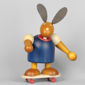 Hase mit Skateboard, blau, 24 cm