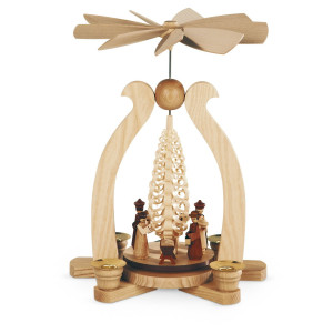 Bogenpyramide mit Spanbaum Christi Geburt
