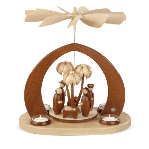 Bogenpyramide Christi Geburt modern