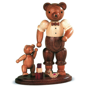 Bärenvater mit spielendem Kind