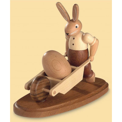 Hase samt Schubkarre