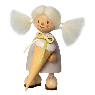 Finja als Schulanfängerin - 9 cm