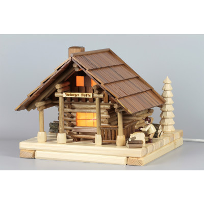 Lichterhaus Räucherhaus Blockhütte Freiberger Hütte mit Figur