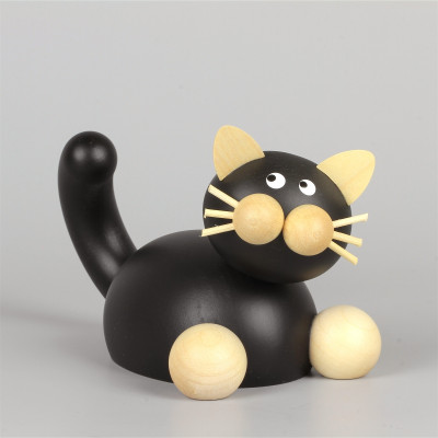Kater Sammy auf der Lauer groß