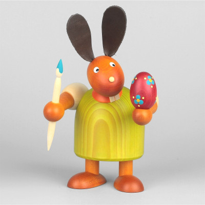 Hase mit Pinsel und Ei, grün, 17 cm