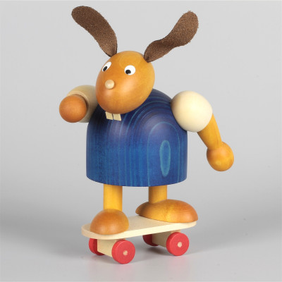Hase mit Skateboard, blau, 11 cm