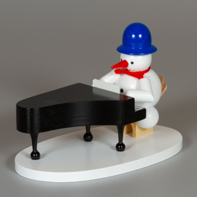 Volker Zenker Schneemannkapelle Schneemann am Flügel