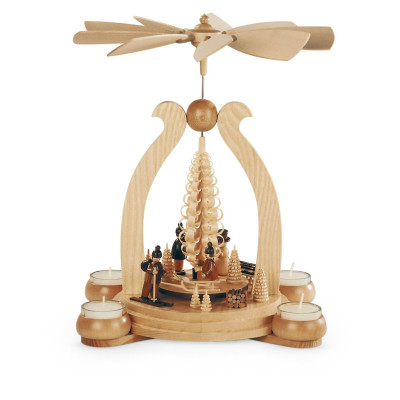 Teelicht-Bogenpyramide Wintermotiv